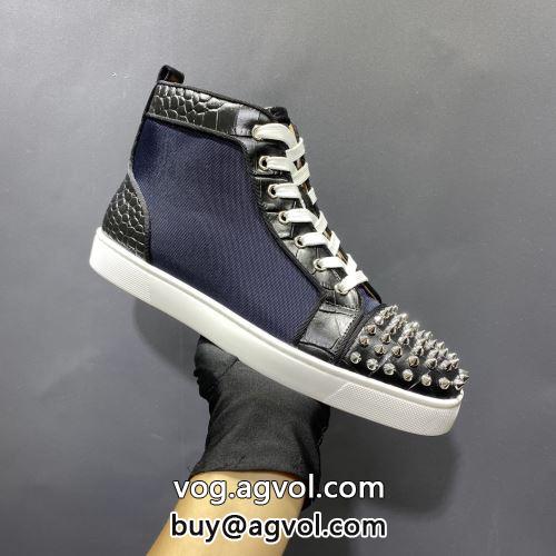  コーデ 知的なムードを演出 シューズ スニーカークリスチャンルブタンコピー 2022 Christian Louboutinコピー 滑りにくい    