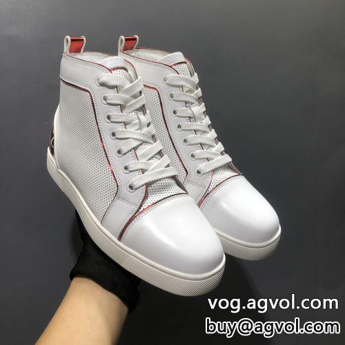 変わらない人気を誇る 2022 Christian Louboutinコピー クリスチャンルブタンコピー  シューズ スニーカー 着用