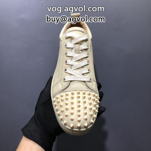 2022 TOPセラー賞受賞！ 流行を超えた定番シューズ Christian Louboutinコピー シューズ  クリスチャンルブタンコピー  スニーカー