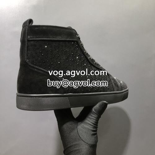 スニーカー クリスチャンルブタンコピークッション加工 シューズ  洗練を十分に演出する 2022 Christian Louboutinコピー