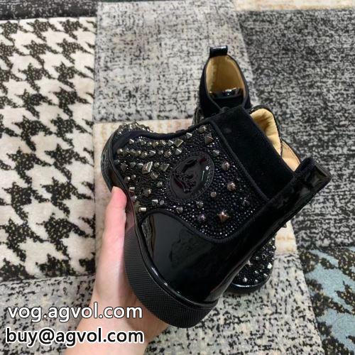 柔らかな質感  抗菌・防臭加工 スニーカー 2022 シューズ クリスチャンルブタンコピー Christian Louboutinコピー