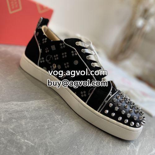 Christian Louboutinコピー スニーカー  2022 着用 シューズ  クリスチャンルブタンコピー 完成度の高い逸品