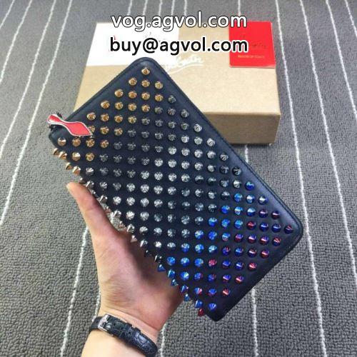  人気新品★超特価★ ウォレット長財布  Christian Louboutinコピー 耐久性のある 2022 クリスチャンルブタンコピー 