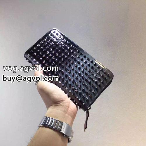  2022 海外セレブ愛用 大容量 クリスチャンルブタンコピー ウォレット長財布 Christian Louboutinコピー 