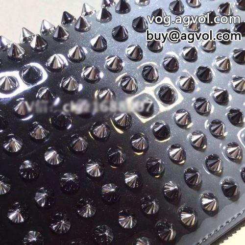 2022 海外セレブ愛用 大容量 クリスチャンルブタンコピー ウォレット長財布 Christian Louboutinコピー