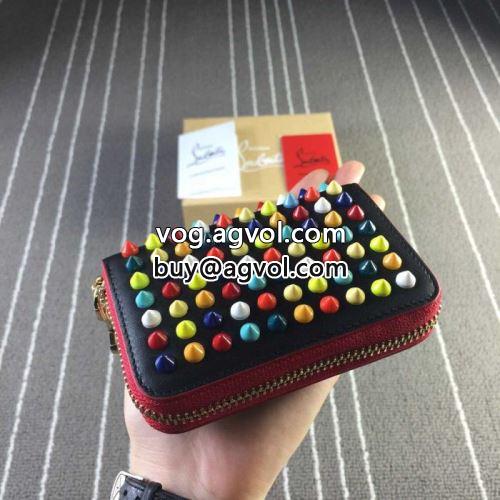 海外セレブ愛用 Christian Louboutinコピー カード入れ付 クリスチャンルブタンコピー ウォレット 2022