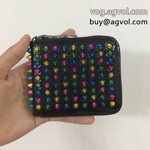 3色可選 ウォレット 落ち着いた感覚 短財布  Christian Louboutinコピー  2022 クリスチャンルブタンコピー
