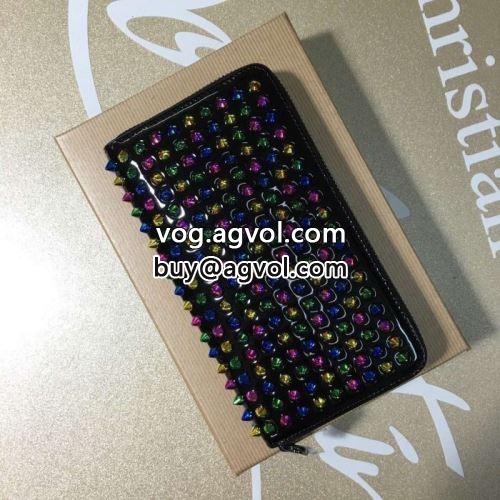  今買い◎得 2022 ウォレット Christian Louboutinコピー クリスチャンルブタンコピー 超目玉   