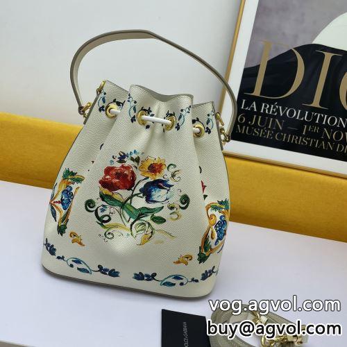 ドルチェ＆ガッバーナコピー 実用性に溢れるアイテム  Dolce&Gabbanaコピー ショルダーバッグ バッグ セレブ愛用の超人気商品
