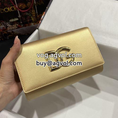 高級本革 Dolce&Gabbanaコピー バッグ なめらかな手触 多色可選 ポーチ 2022 ドルチェ＆ガッバーナコピー