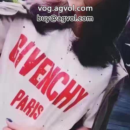 綺麗に決まるフォルム！ 半袖シャツ GIVENCHYコピー 2色可選 シンプル ジバンシィコピー 2022
