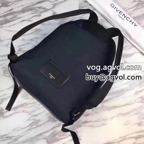 ジバンシィコピー デザイン性の高い リュック、バックパック 大好評 GIVENCHYコピー バッグ 2022