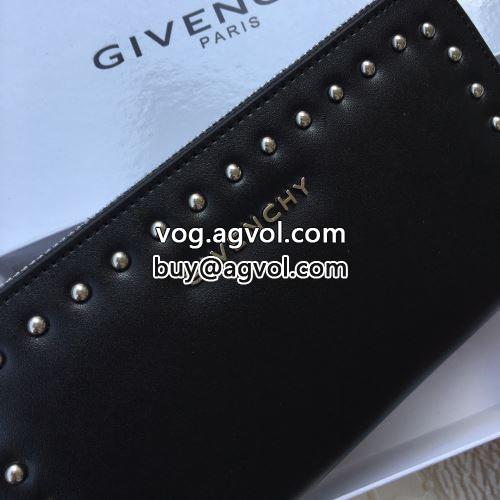大人気アイテム！ GIVENCHYコピー 2022 ジバンシィコピー ウォレット 耐久性に優れ