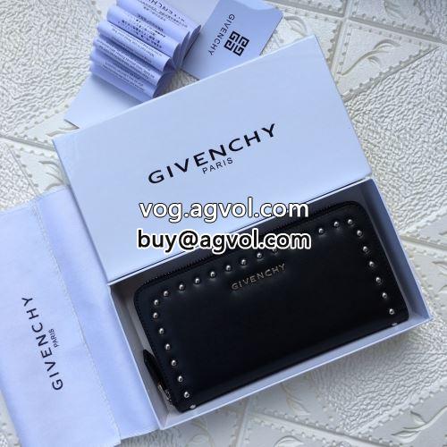 大人気アイテム！ GIVENCHYコピー 2022 ジバンシィコピー ウォレット 耐久性に優れ