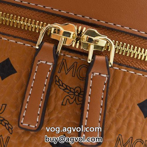 屈託のないバッグ 2022 MCM バッグ リュック、バックパック 海外セレブ定番愛用 エムシーエム コピー ハンドバッグ