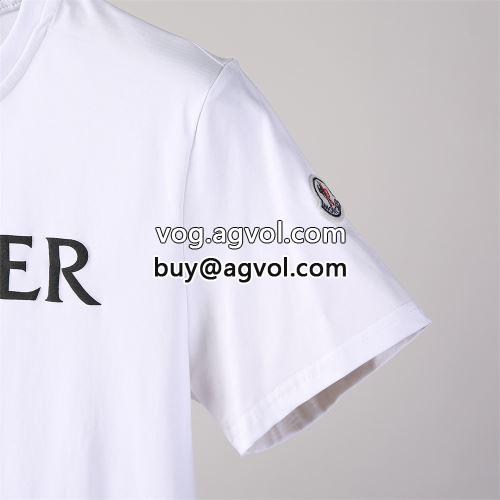 高級感演出 シンプル 半袖Tシャツ 2色可選 モンクレールブランドコピー 2022 吸汗性に優れ モンクレール MONCLER