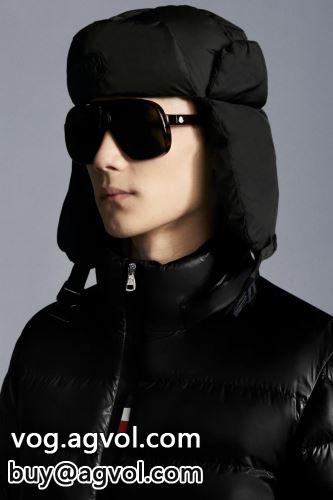 2022 モンクレールコピー  MONCLERコピー ダウンジャケット 個性的なデザイン おしゃれな装い