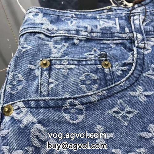 強い魅力を感じる一枚  SUPREMEコピー ジーンズ LV X Supreme 2022 シュプリーム コピー