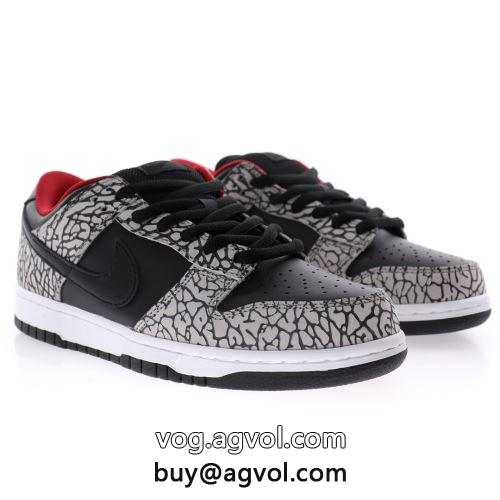 Supreme x Nike SB Dunk Low Pro
