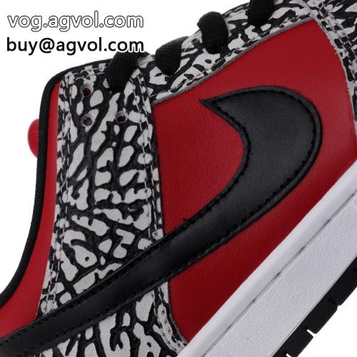 Supreme x Nike SB Dunk Low Pro