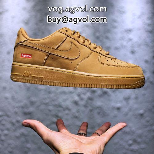 ランニングシューズ SUPREMEコピー  シュプリーム コピー 2022 主役になる存在感 Supreme x Air Force 1