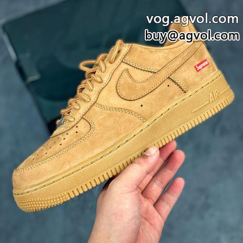 ランニングシューズ SUPREMEコピー  シュプリーム コピー 2022 主役になる存在感 Supreme x Air Force 1