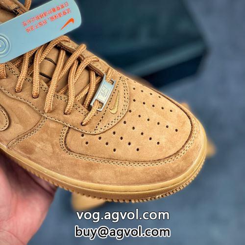 ランニングシューズ SUPREMEコピー  シュプリーム コピー 2022 主役になる存在感 Supreme x Air Force 1