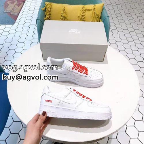 男女兼得 ランニングシューズ シュプリーム コピー  2色可選 Supreme&times;Nike 2022 SUPREMEコピー
