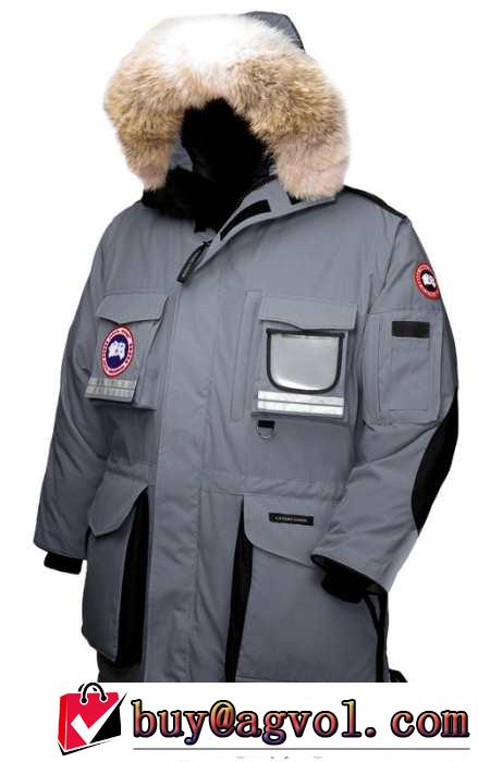 美品2015秋冬 Canada Goose ダウンジャケット 保温性を発揮する　5色可選