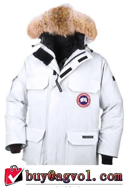 良い風合い  2015秋冬 Canada Goose 高級感を演出する　ダウンジャケット 7色可選