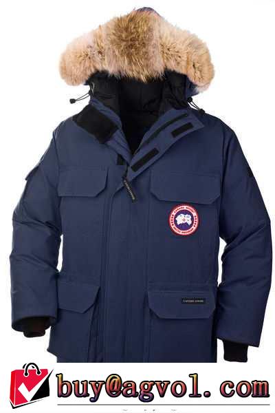 良い風合い  2015秋冬 Canada Goose 高級感を演出する　ダウンジャケット 7色可選