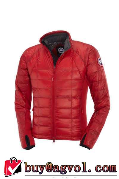 新品　2015秋冬 Canada Goose 自然な暖かさ　ダウンジャケット 7色可選