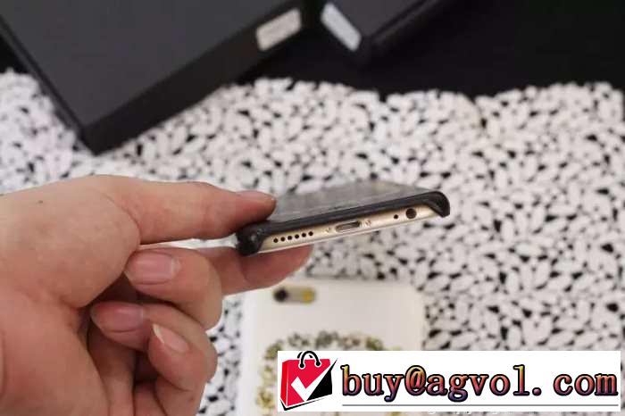魅せるデザイン 秋冬 コピー ブランド iphone6 plus/6s plus 人気販売　専用携帯ケース 6色可選