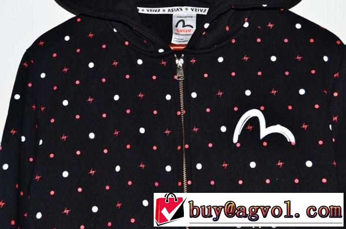 肌触り満点 2015秋冬 EVISU エヴィス 暖かい　パーカー