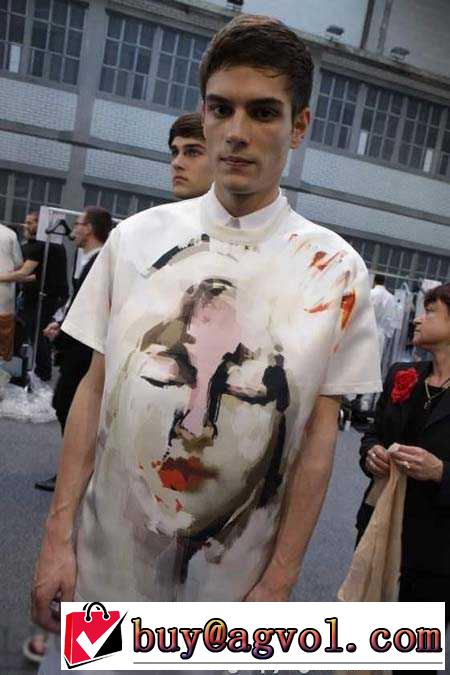 新品　2015春夏 プレゼントに GIVENCHY ジバンシー 半袖Tシャツ 男女兼用