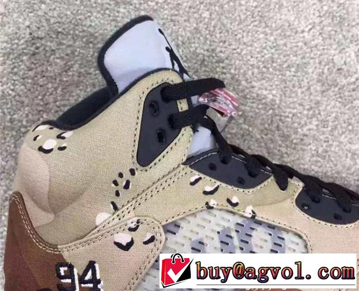 大人気　2015秋冬 supreme x air jordan 5 快適　ランニングシューズ 3色可選