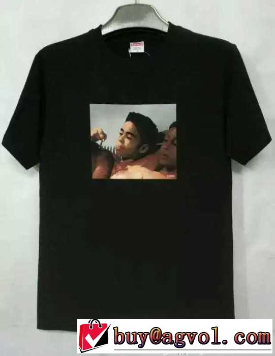 美品　2015  SUPREME シュプリーム ファション　半袖Tシャツ 2色可選