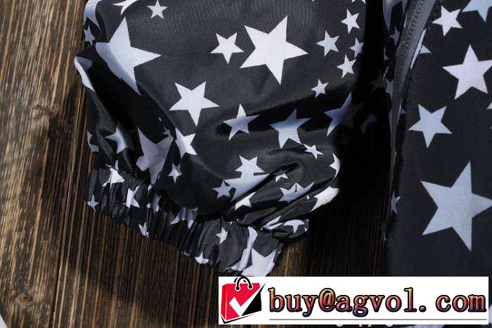 滑らかなレザー supreme シュプリーム 大活躍 ダスター コート