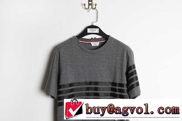SALE開催 2015　半袖ティーシャツ セットアップ上下 トムブラウン THOM BROWNE