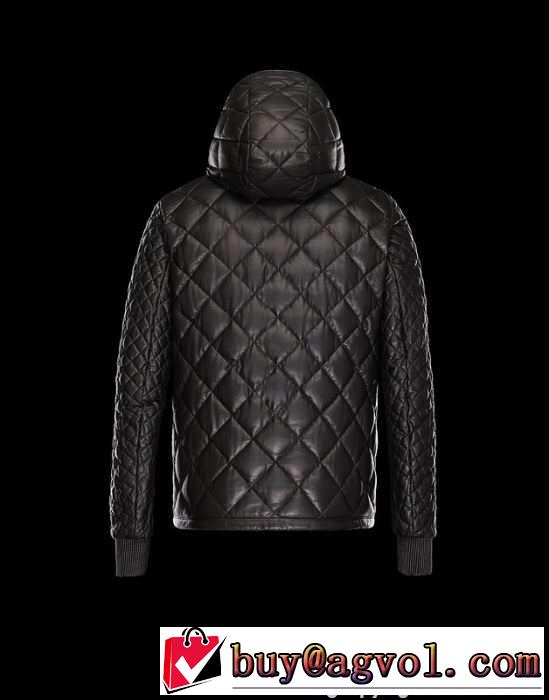 カジュアル　 2015秋冬 moncler モンクレール 軽くて柔らかい　ダウンジャケット