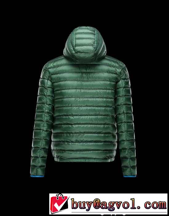 抜群のアイテム　 2015秋冬 moncler モンクレール 便利性のあるダウンジャケット 2色可選