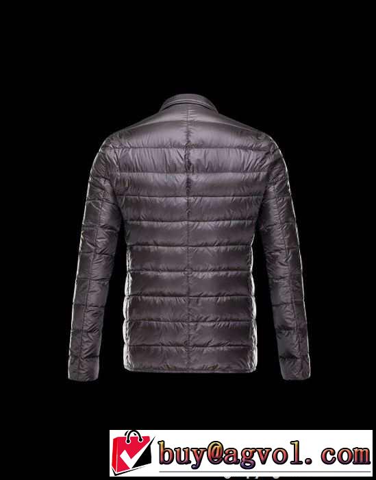 光沢感ある 2015秋冬 moncler モンクレール　収縮性があり ダウンジャケット