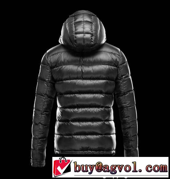 定番 2015秋冬 MONCLER モンクレール 防寒性にも優れておるダウンジャケット