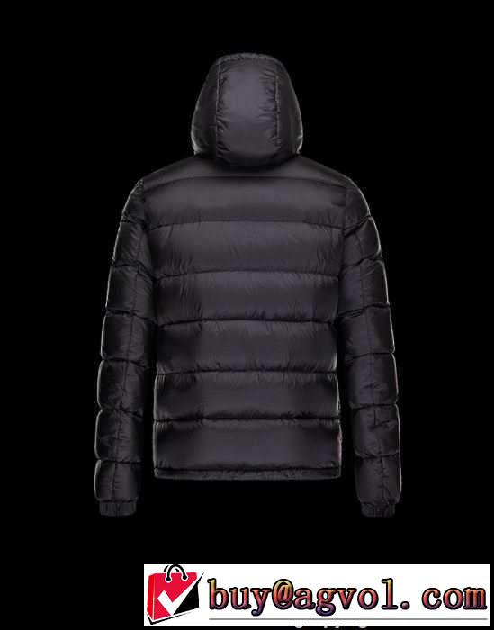 風変わり2015秋冬 MONCLER モンクレール　優秀なアイテム　 ダウンジャケット