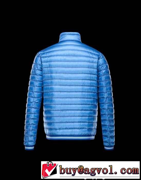 印象的な 2015秋冬 MONCLER モンクレール 落ち着きのあるダウンジャケット  2色可選