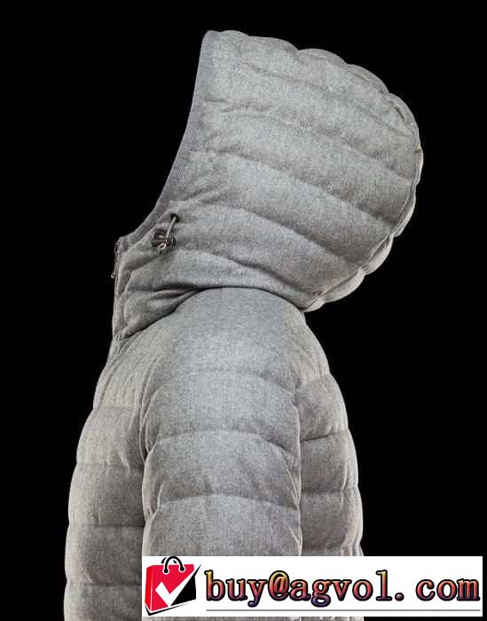 完売品　 2015秋冬 MONCLER モンクレール 最高の保温性に　ダウンジャケット