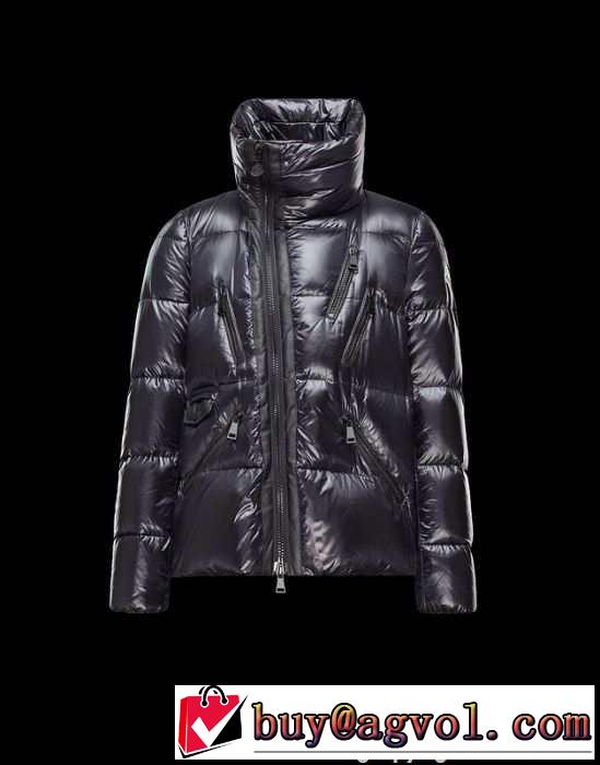 超軽量の2015秋冬 moncler モンクレール　手触り良く心地良い ダウンジャケット