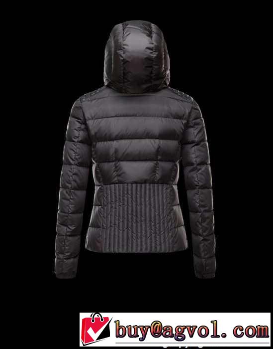 高級感溢れる 2015秋冬 MONCLER モンクレール今季注目の ダウンジャケット