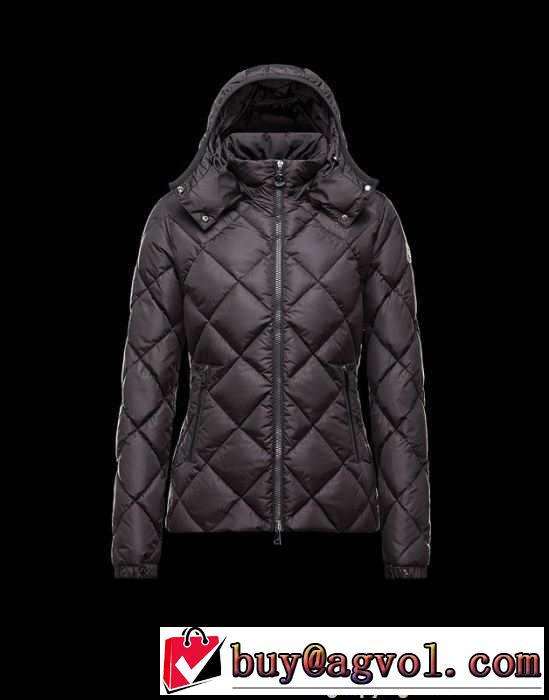 落ち着き感のある 2015秋冬 MONCLER モンクレール 防寒性　ダウンジャケット 3色可選
