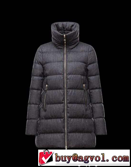 高級感を演出する　 2015秋冬 MONCLER モンクレール 大人の空気感が漂う　ダウンジャケット